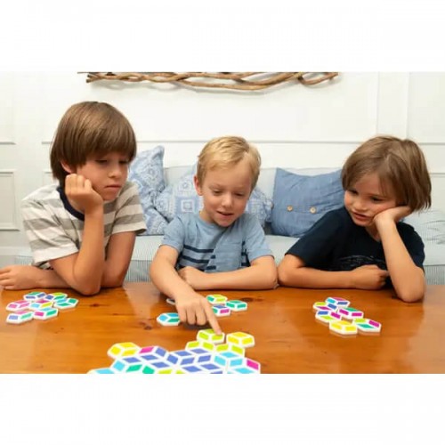 Stellö – stratēģiska krāsu saskaņošanas spēle Stellö – stratēģiska krāsu saskaņošanas spēle