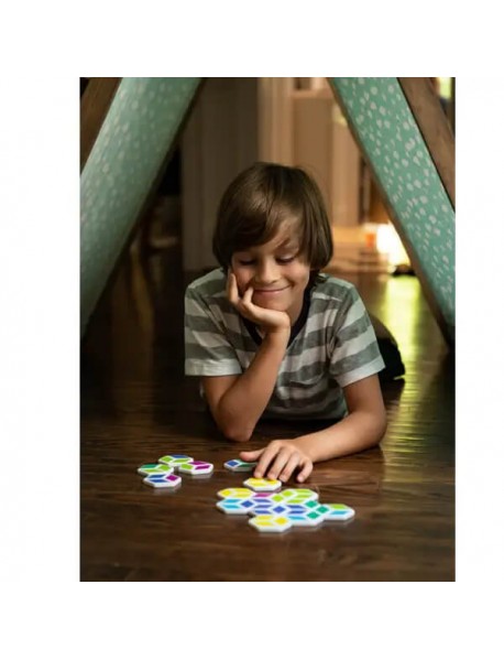 Stellö – stratēģiska krāsu saskaņošanas spēle Stellö – stratēģiska krāsu saskaņošanas spēle