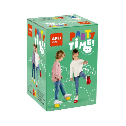 Apli kids pastaigas kalnos ar virvi