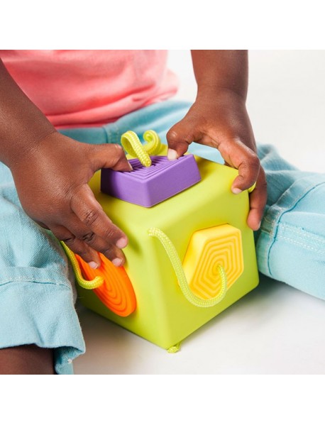 Oombee sensorās šķirošanas kubs Oombee sensorās šķirošanas kubs