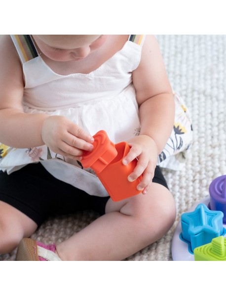 Formu un krāsu šķirošanas spēle PLUGZY